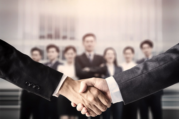 年度經(jīng)營(yíng)計(jì)劃與戰(zhàn)略規(guī)劃：相輔相成，共同發(fā)展