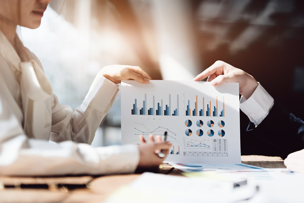 調(diào)整年度經(jīng)營(yíng)計(jì)劃:靈活應(yīng)對(duì)市場(chǎng)變化 調(diào)整年度經(jīng)營(yíng)計(jì)劃:靈活應(yīng)對(duì)市場(chǎng)變化