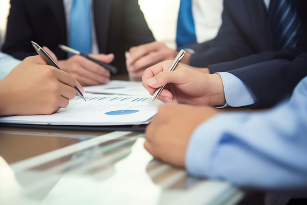 大數(shù)據(jù)與精益生產(chǎn)：利用數(shù)據(jù)分析，實現(xiàn)精益轉(zhuǎn)型