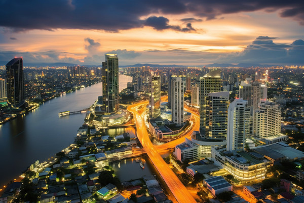 集團管控創(chuàng)新實踐，引領(lǐng)行業(yè)發(fā)展趨勢與變革