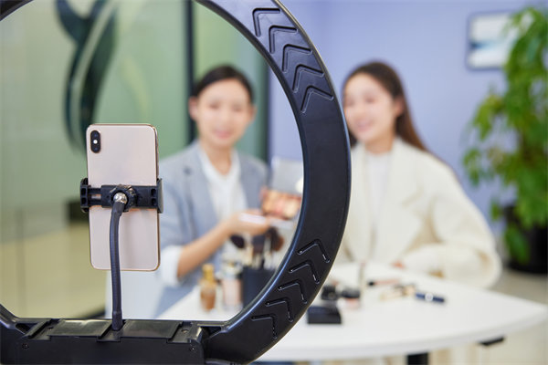 如何制定有效的營銷策略，以提升品牌影響力？