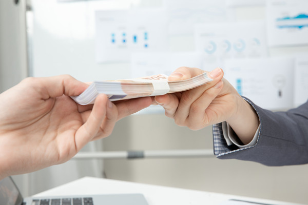 傳統(tǒng)薪酬模式拖后腿，創(chuàng)新激勵方案怎樣激活團(tuán)隊潛力？