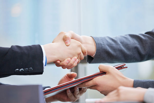 市場風(fēng)向突變，企業(yè)既定戰(zhàn)略陷入僵局，如何調(diào)整實(shí)現(xiàn)突圍？