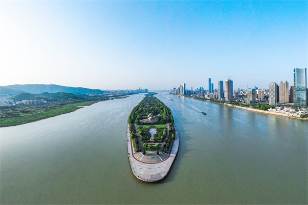 長(zhǎng)沙戰(zhàn)略咨詢公司如何幫傳統(tǒng)企業(yè)突破發(fā)展瓶頸實(shí)現(xiàn)轉(zhuǎn)型？