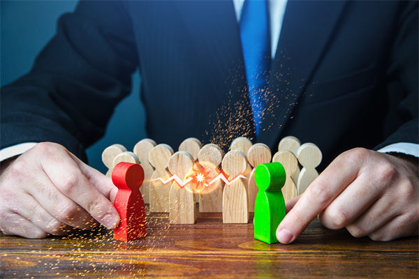 新老業(yè)務(wù)沖突不斷，企業(yè)戰(zhàn)略管理如何平衡布局？